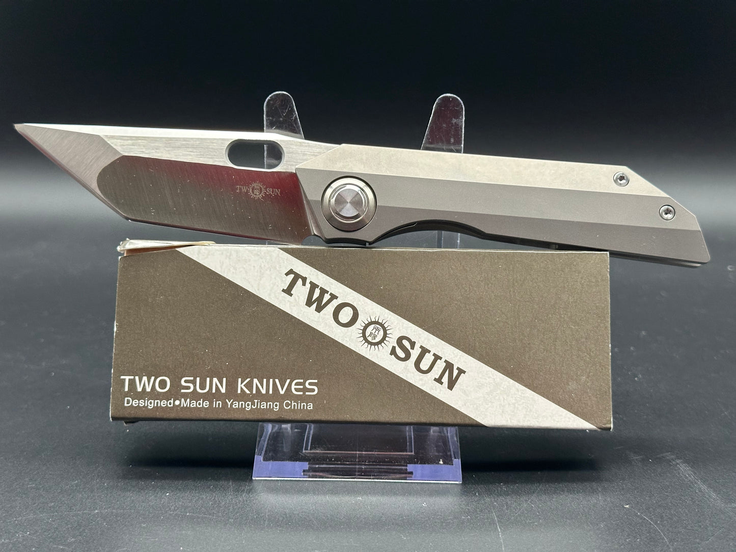 TWOSUN FOLDING KNIFE GRAY TITANIUM HANDLE 14C28N PLAIN EDGE TS300