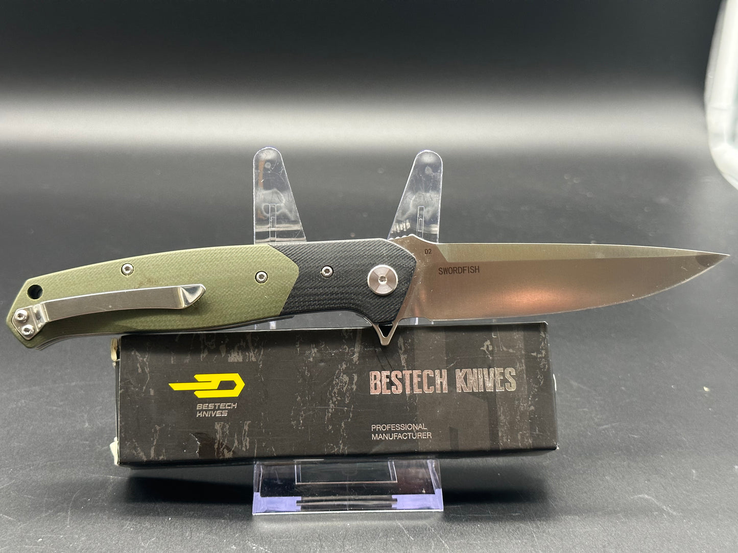 BESTECH KNIVES SWORDFISH BG03A KNIFE BLACK GREEN G-10 HANDLE D2